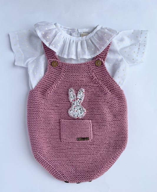 Blusa plumeti manga corta con cuello de olan